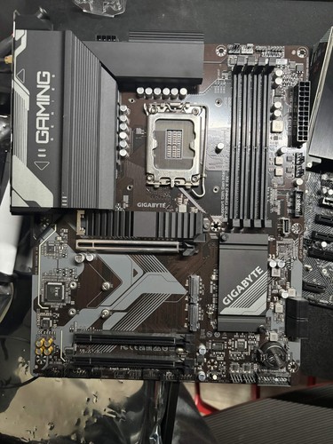 Intel 13100 gigabyte b760 - intel, +