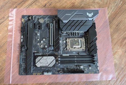 Asus tuf gaming h670 pro - asus, wifi